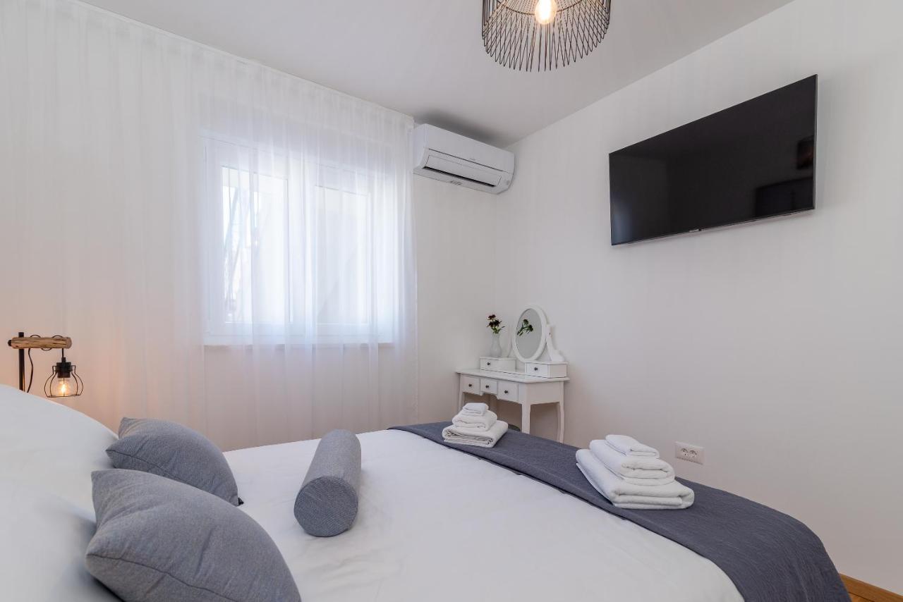 Infinity Residence Trogir Bagian luar foto