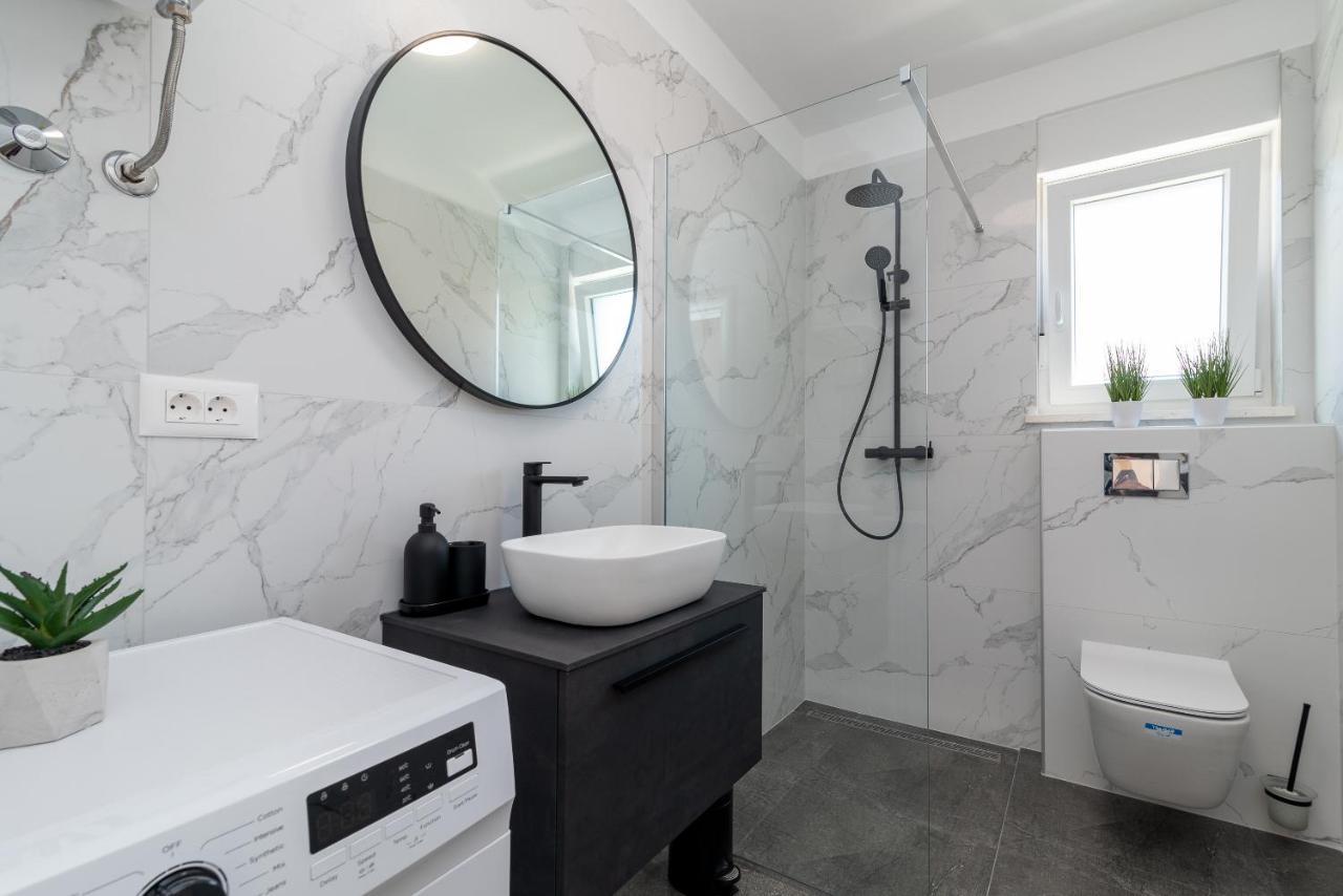 Infinity Residence Trogir Bagian luar foto