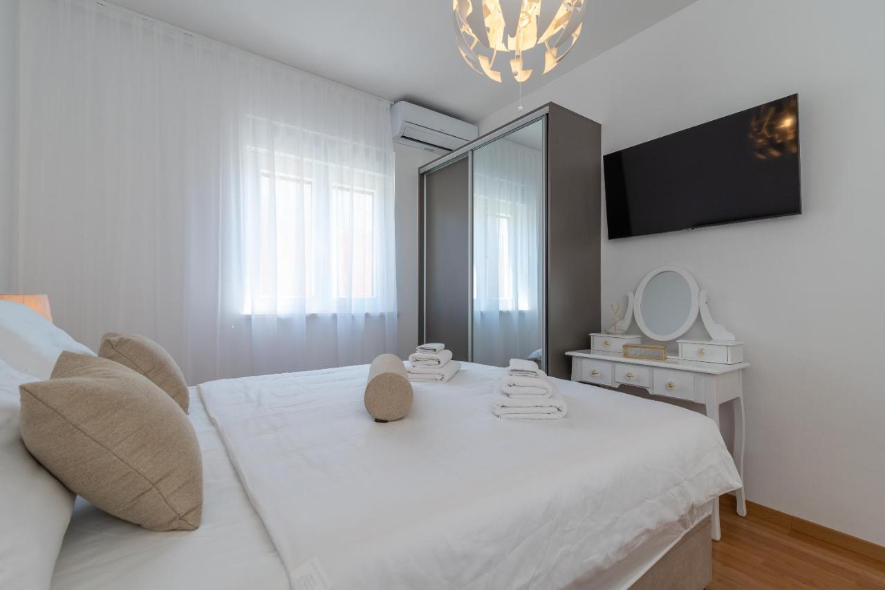 Infinity Residence Trogir Bagian luar foto