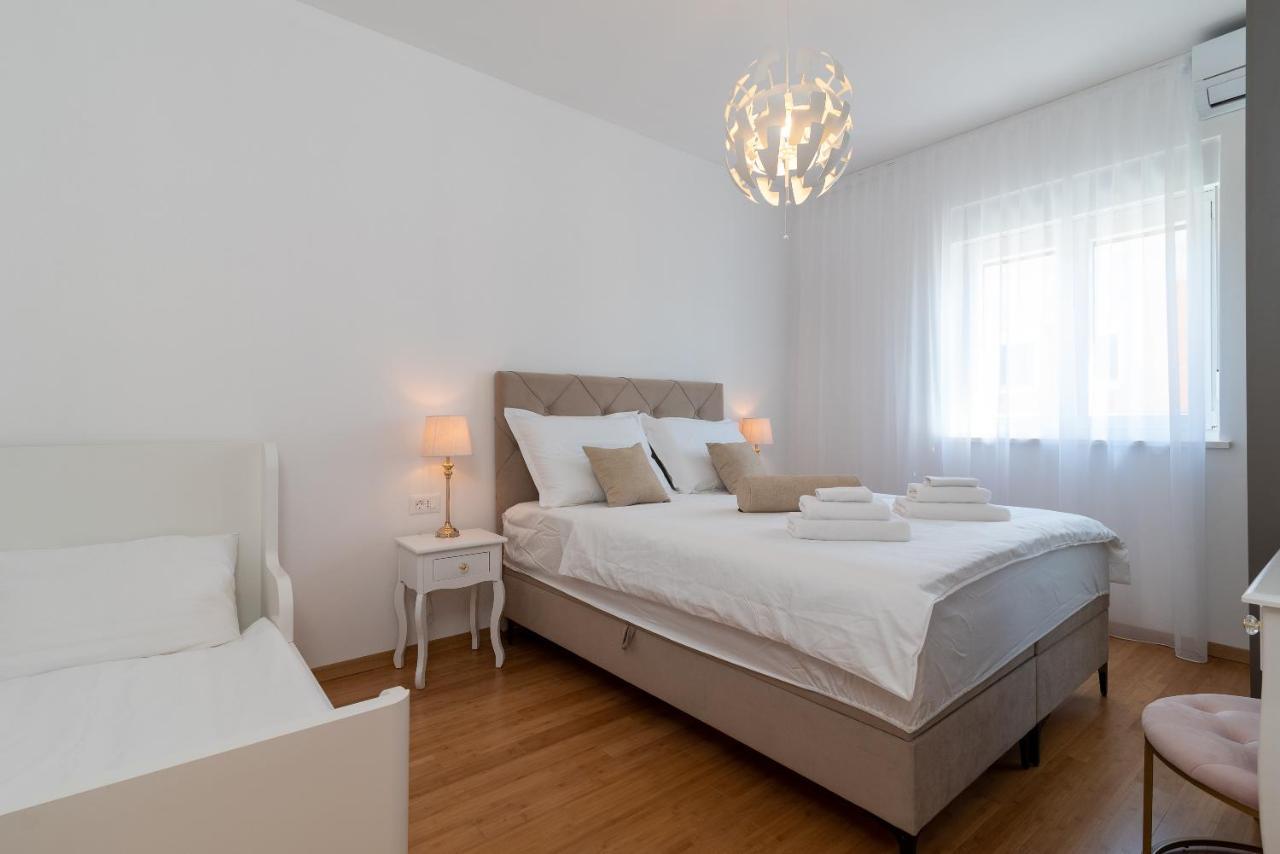 Infinity Residence Trogir Bagian luar foto