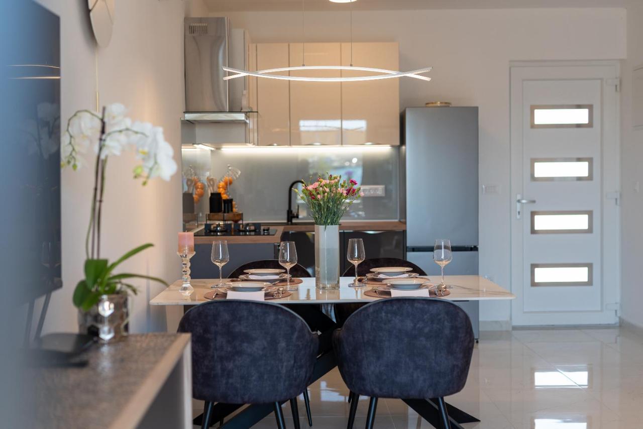 Infinity Residence Trogir Bagian luar foto